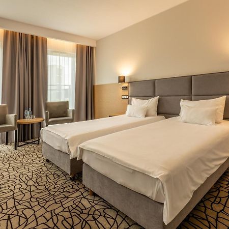 Aparthotel Termy Унеюв Екстер'єр фото
