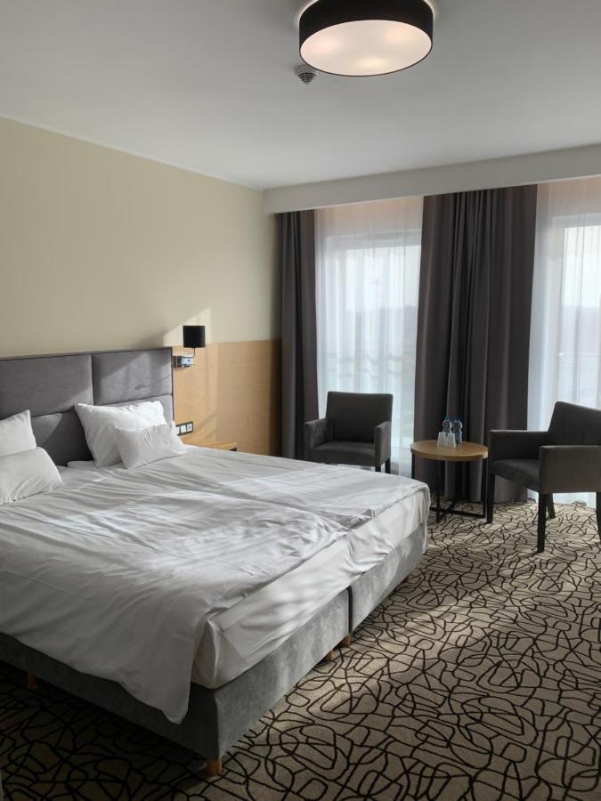 Aparthotel Termy Унеюв Екстер'єр фото