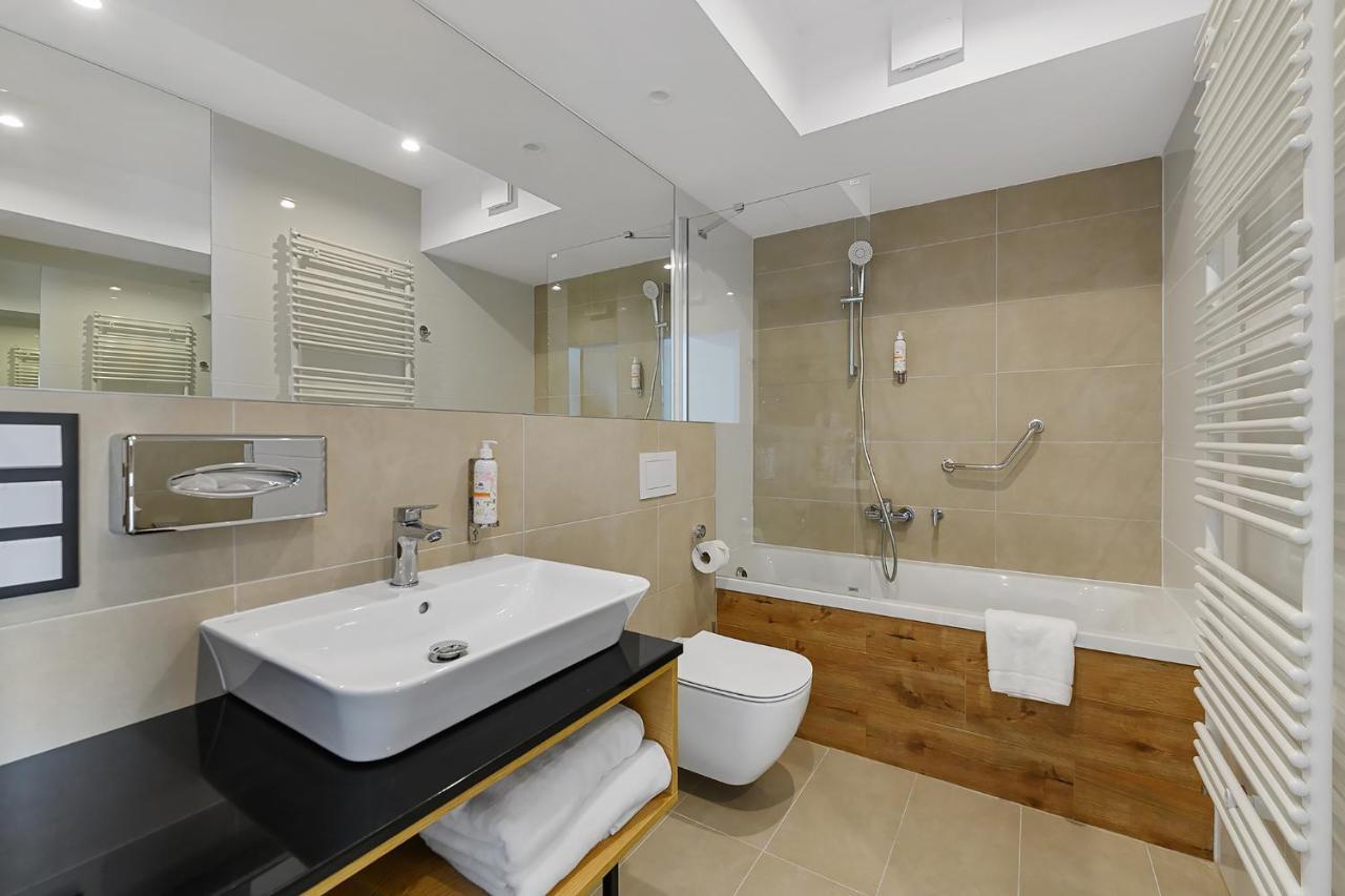 Aparthotel Termy Унеюв Екстер'єр фото