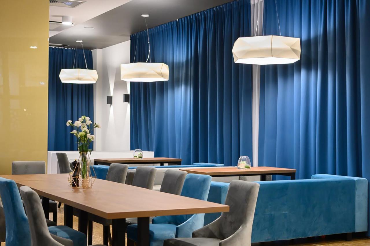 Aparthotel Termy Унеюв Екстер'єр фото